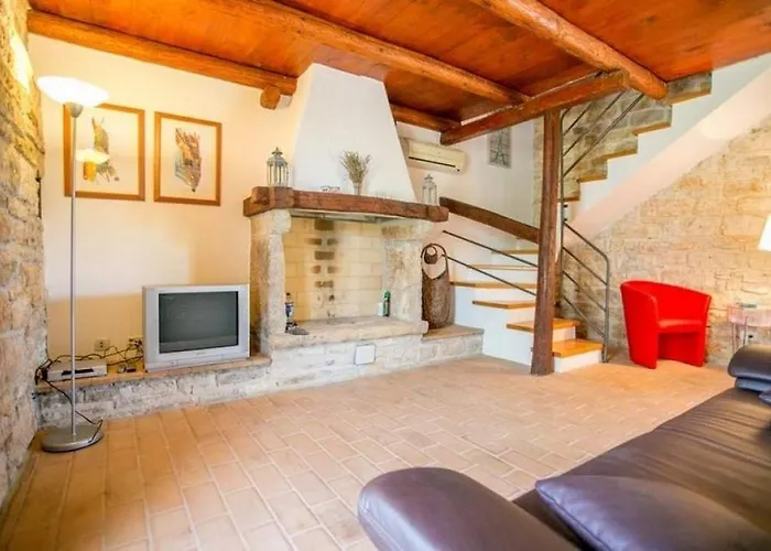 With Swimming Pool Sveti Lovrec, Istria - Sredisnja Istra - 24928 Sveti Lovrec Pazenaticki